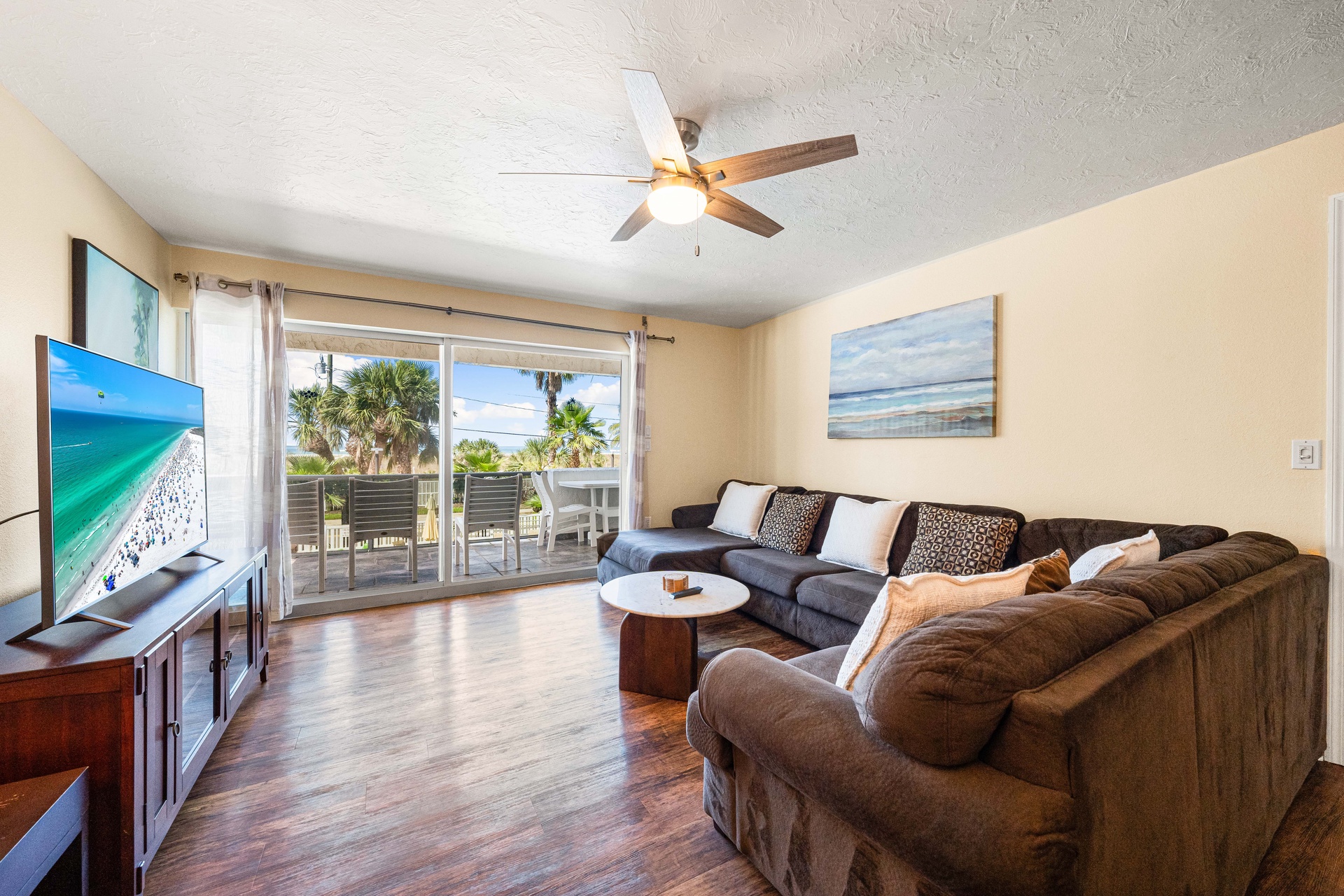 Tivoli by the Sea: 207 | Photo 4