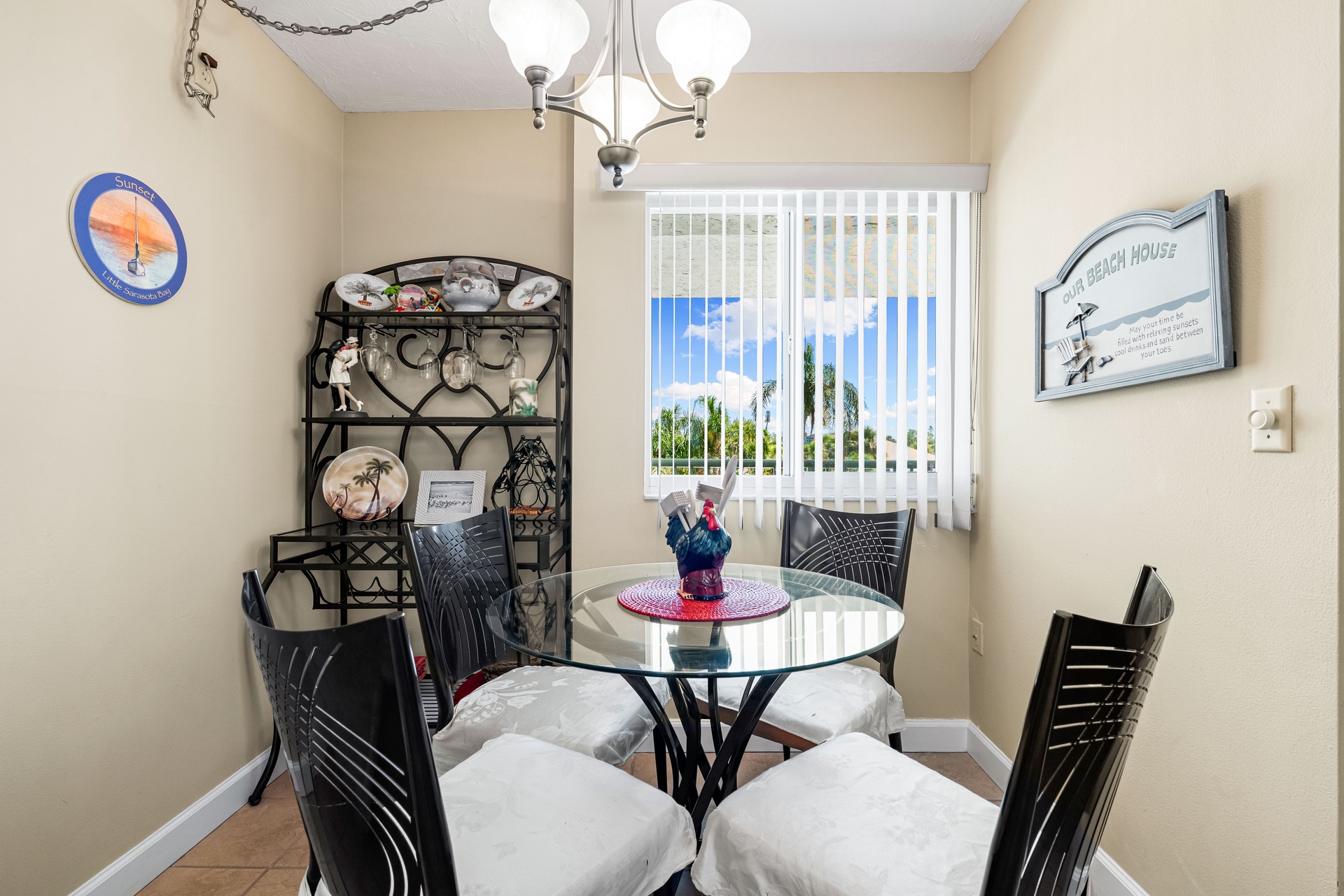 Tivoli by the Sea: 306 | Photo 13