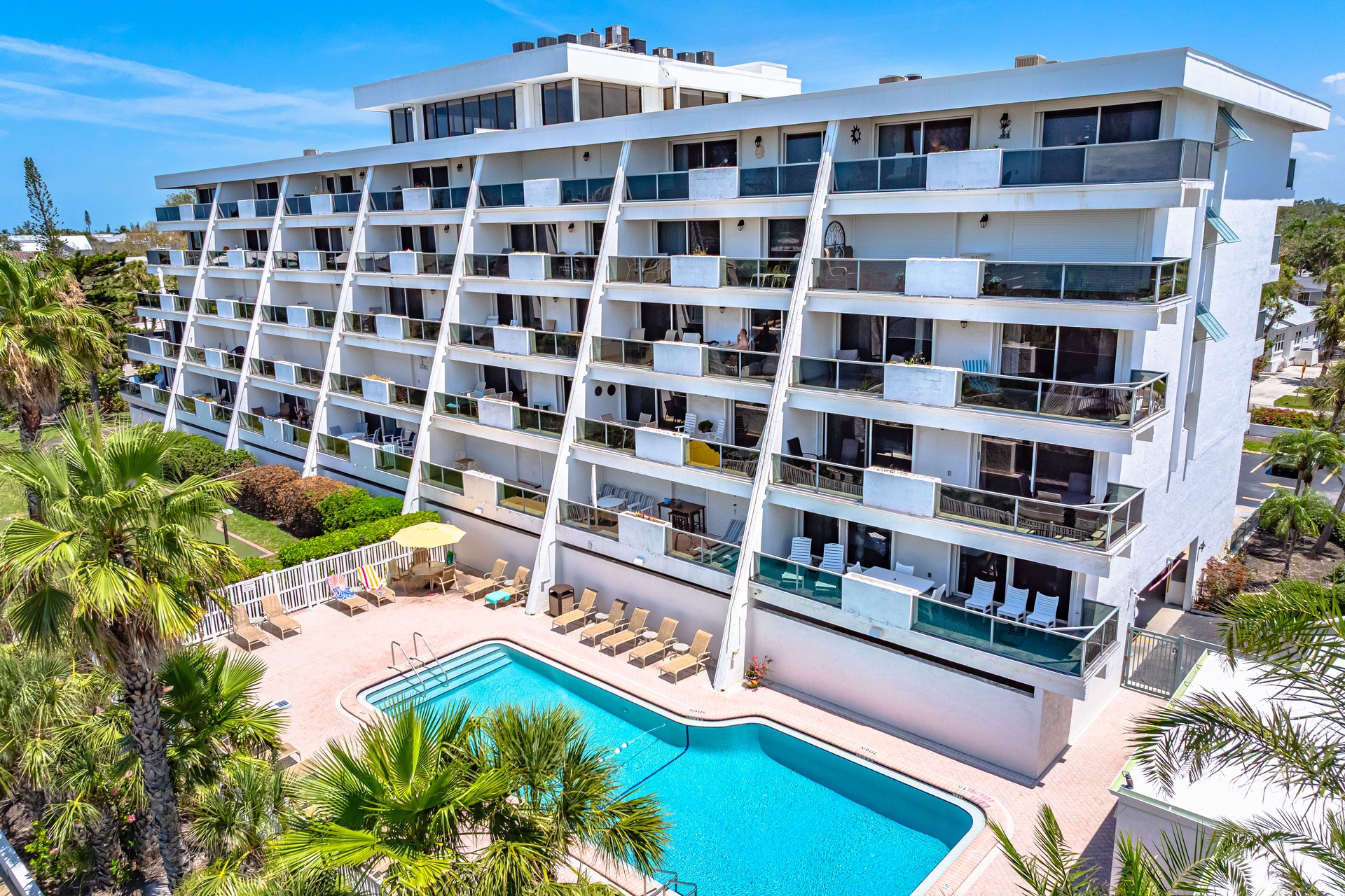 Tivoli by the Sea: 406 | Photo 2