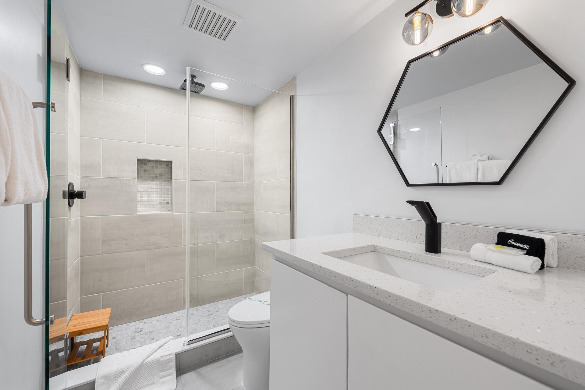 Just Beachy - Unit 2 | Photo 35