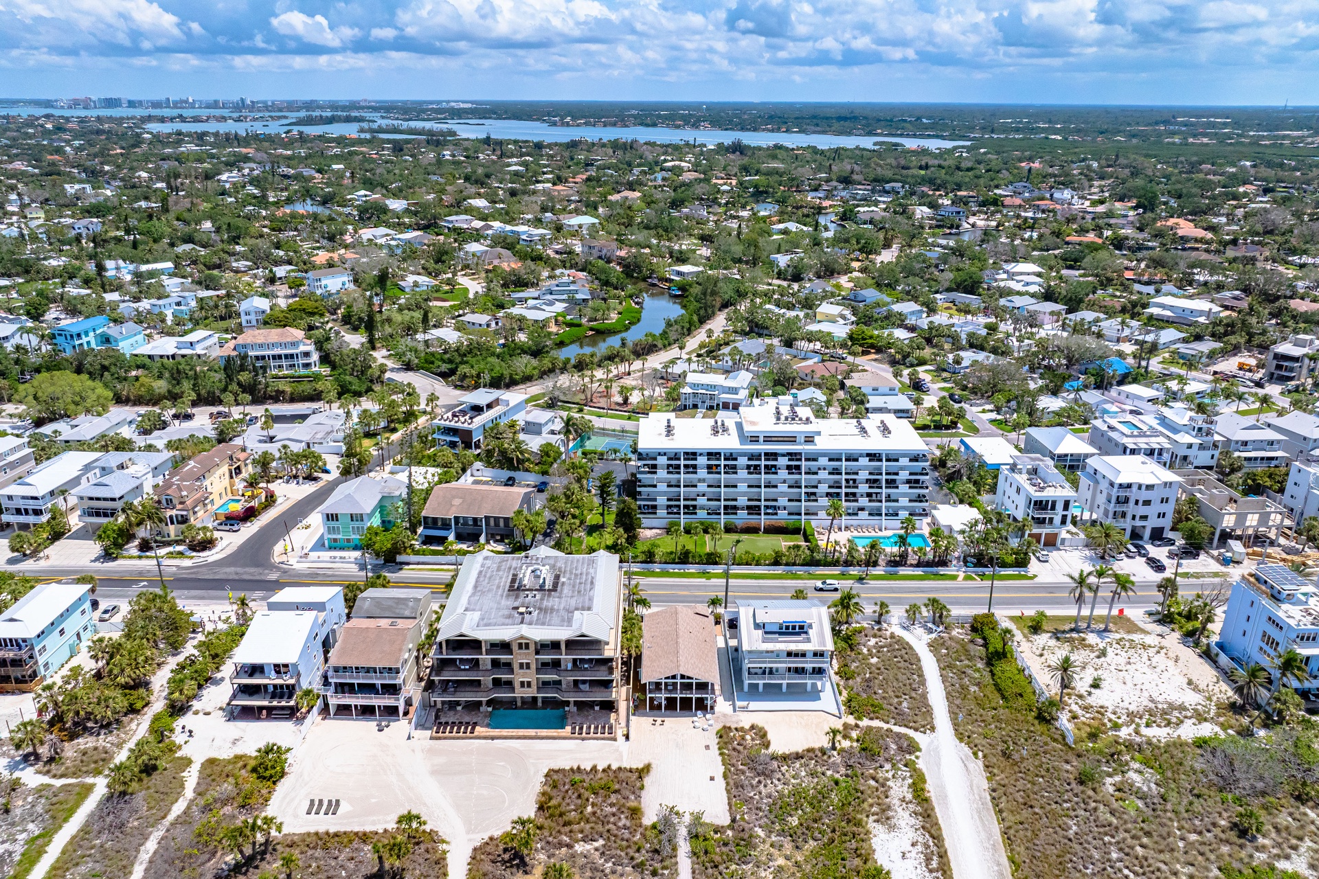 Posh Paradise | Photo 82