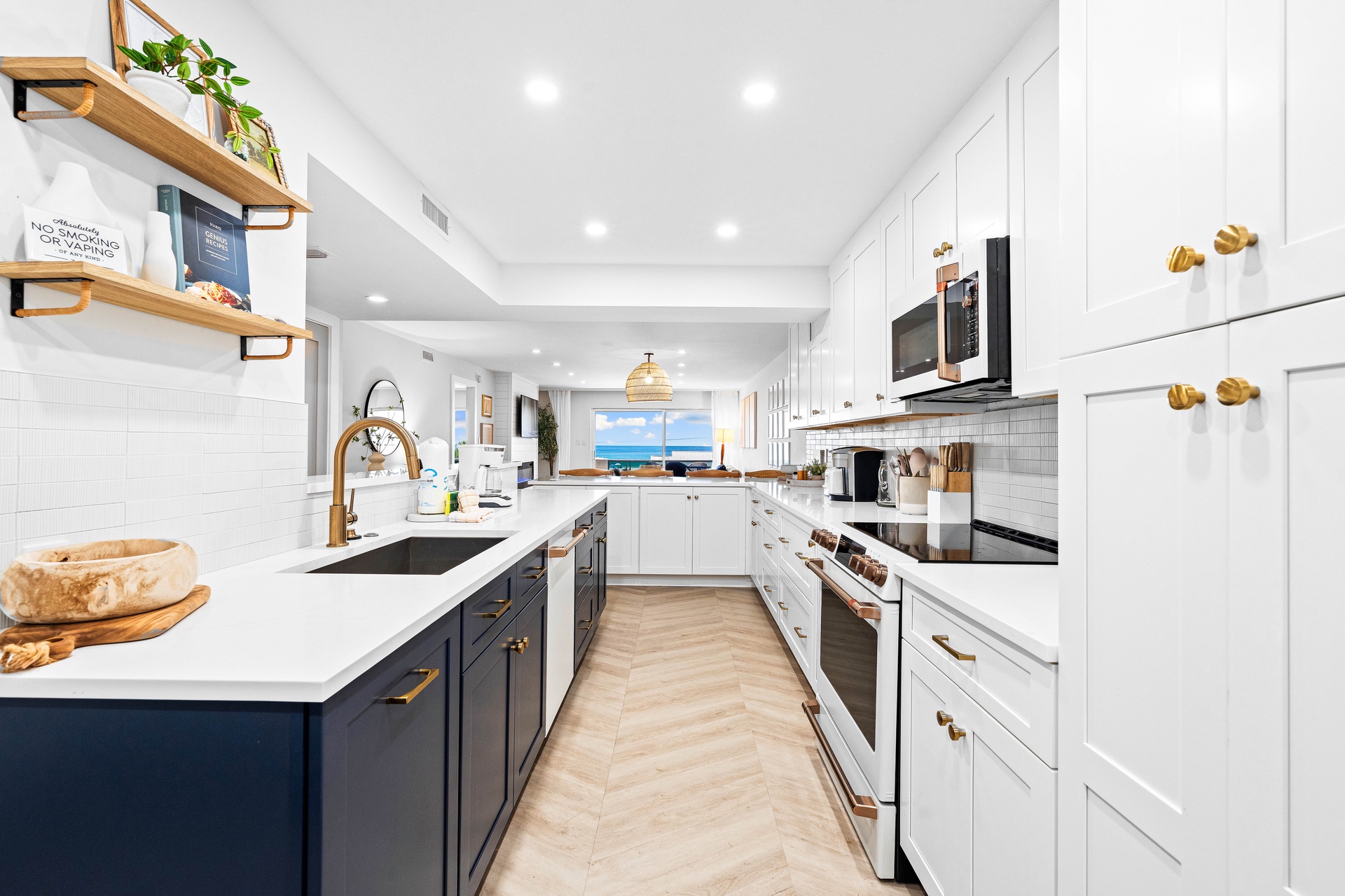 Tivoli by the Sea: 504 | Photo 1