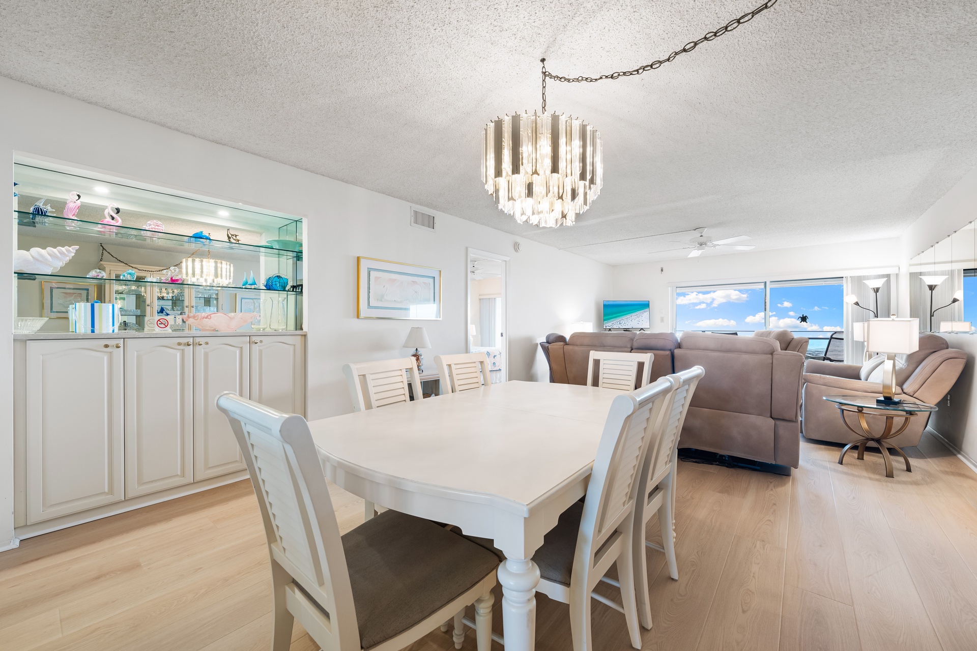 Tivoli by the Sea: 606 | Photo 16