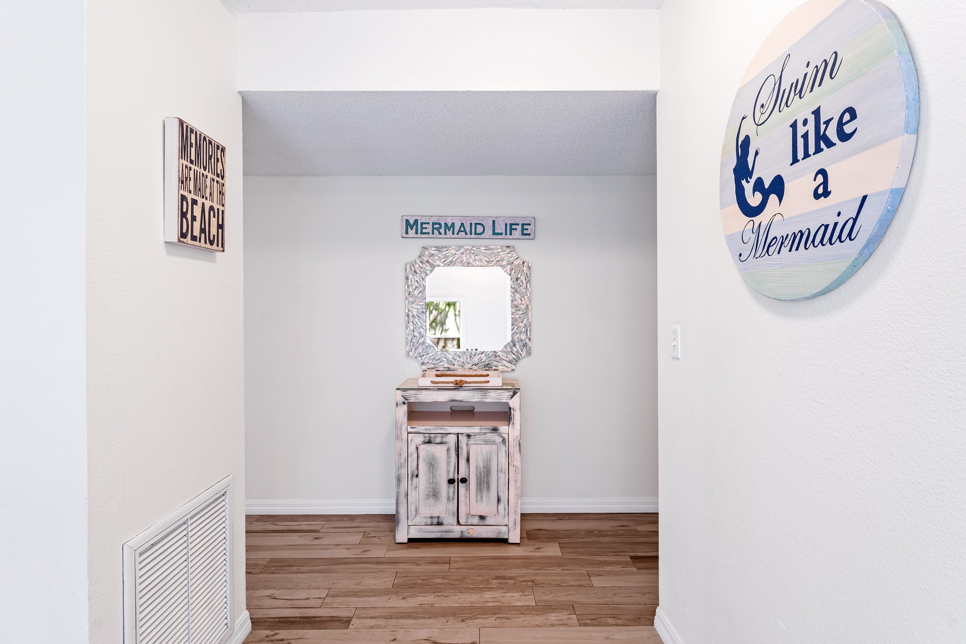 Living the Dream - Mermaid | Photo 20