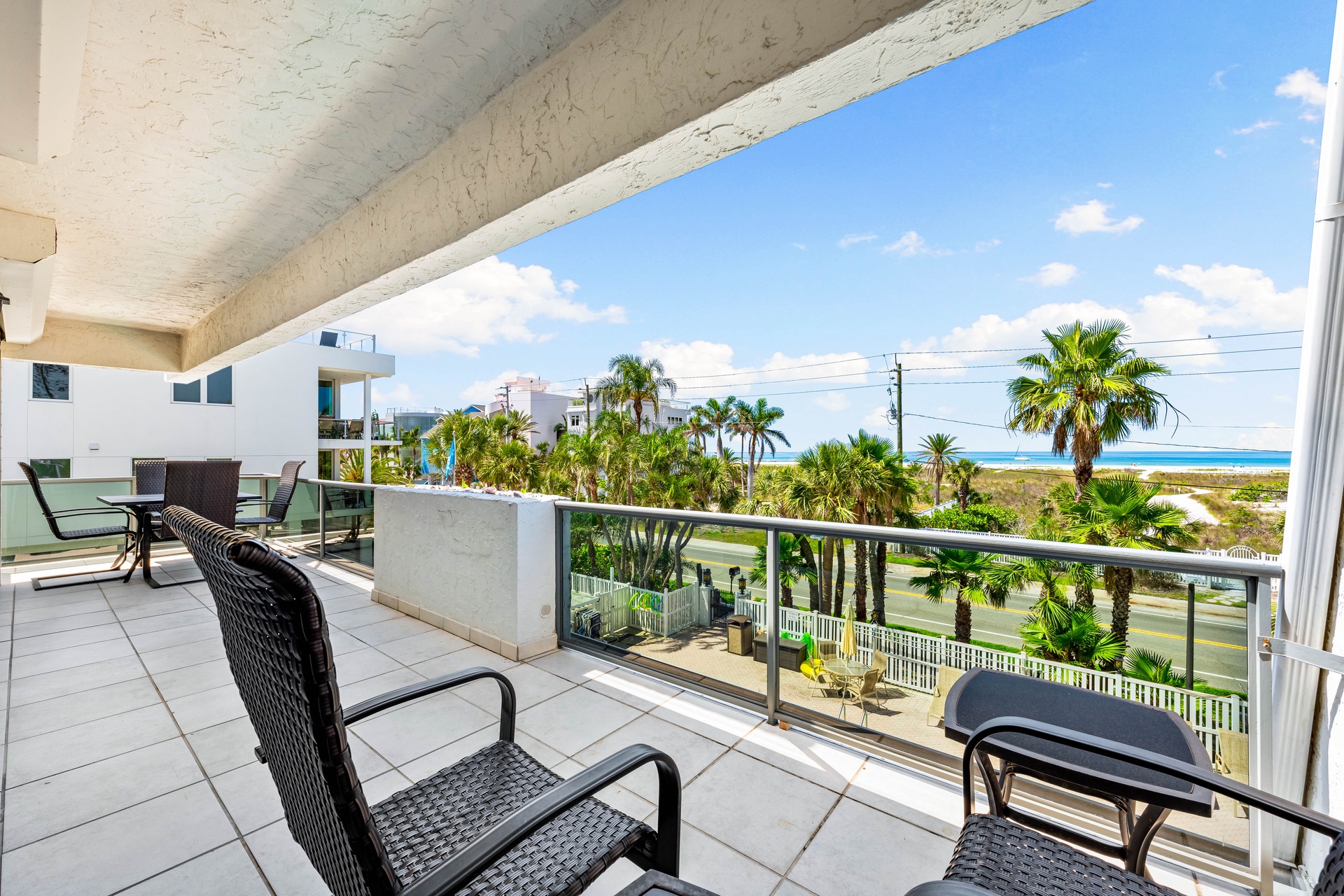 Tivoli by the Sea: 307 | Photo 9