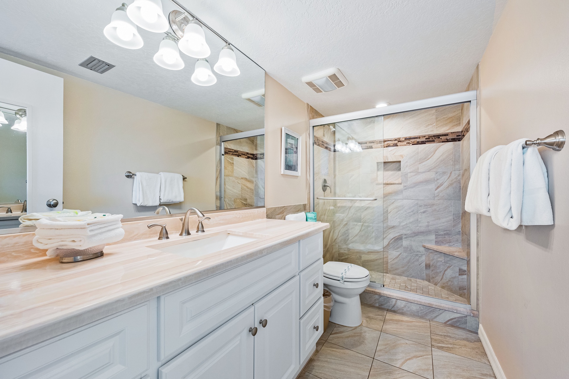 Tivoli by the Sea: 204 | Photo 23