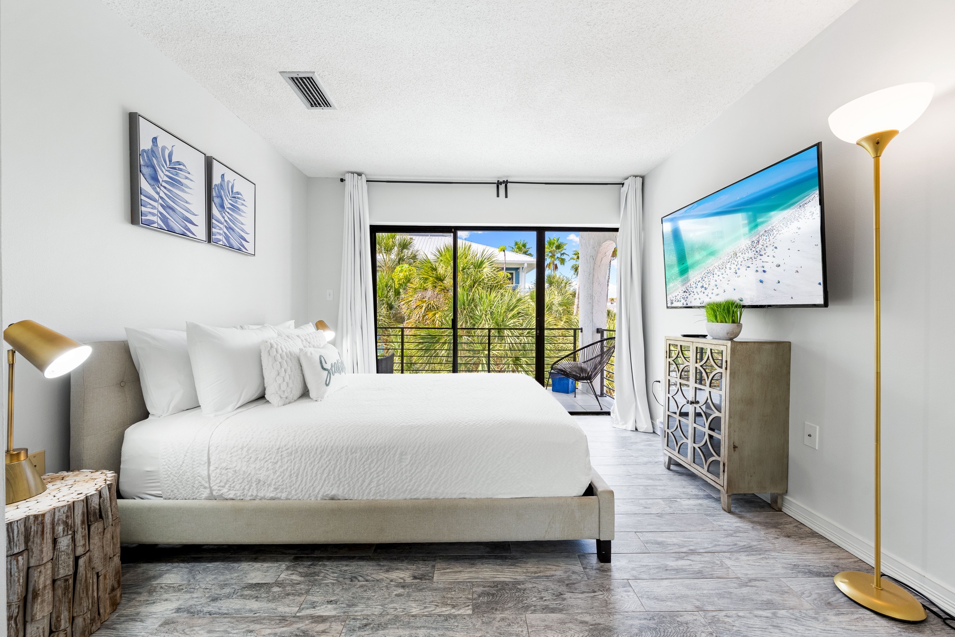 Just Beachy - Unit 5 | Photo 24