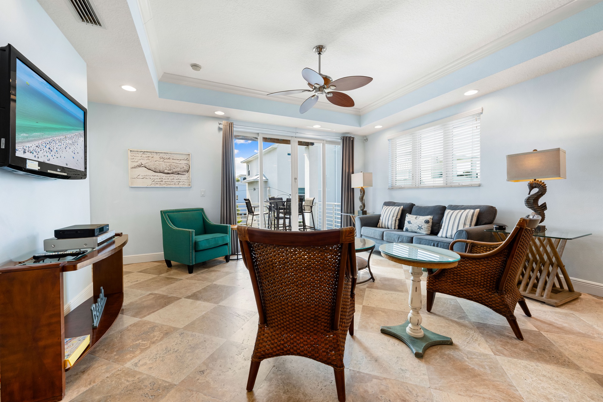 A Somewhere is Here - Changes in Latitude | Photo 5