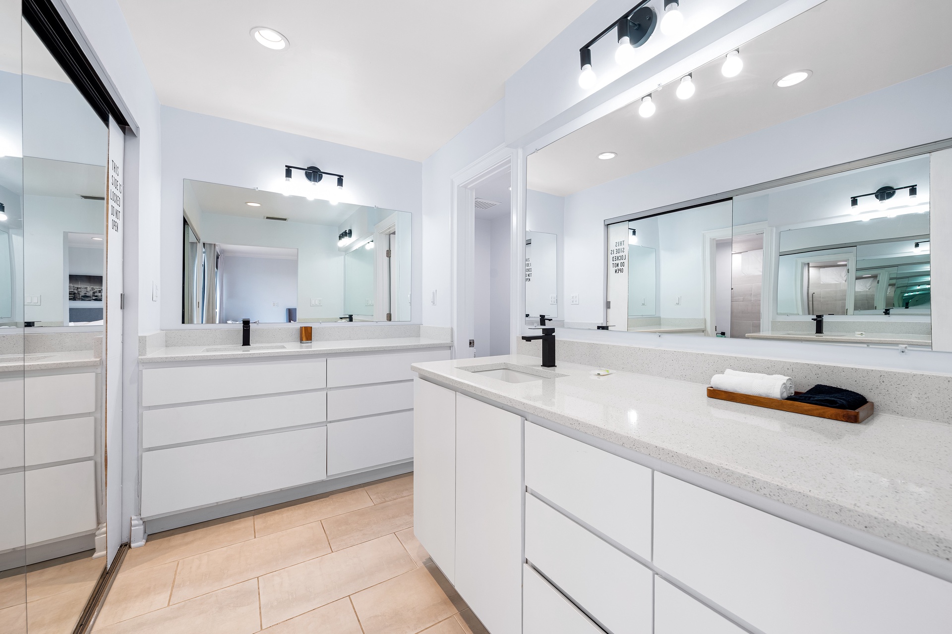 Just Beachy - Unit 2 | Photo 28