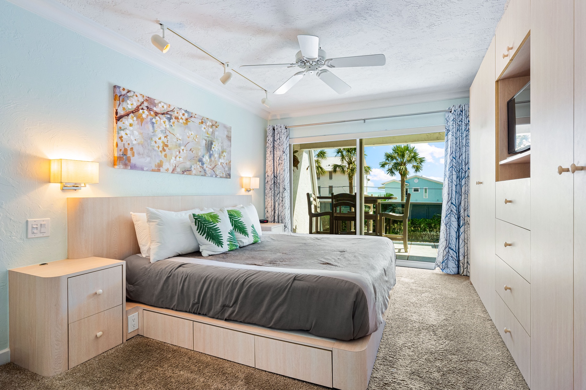 Tivoli by the Sea: 201 | Photo 19