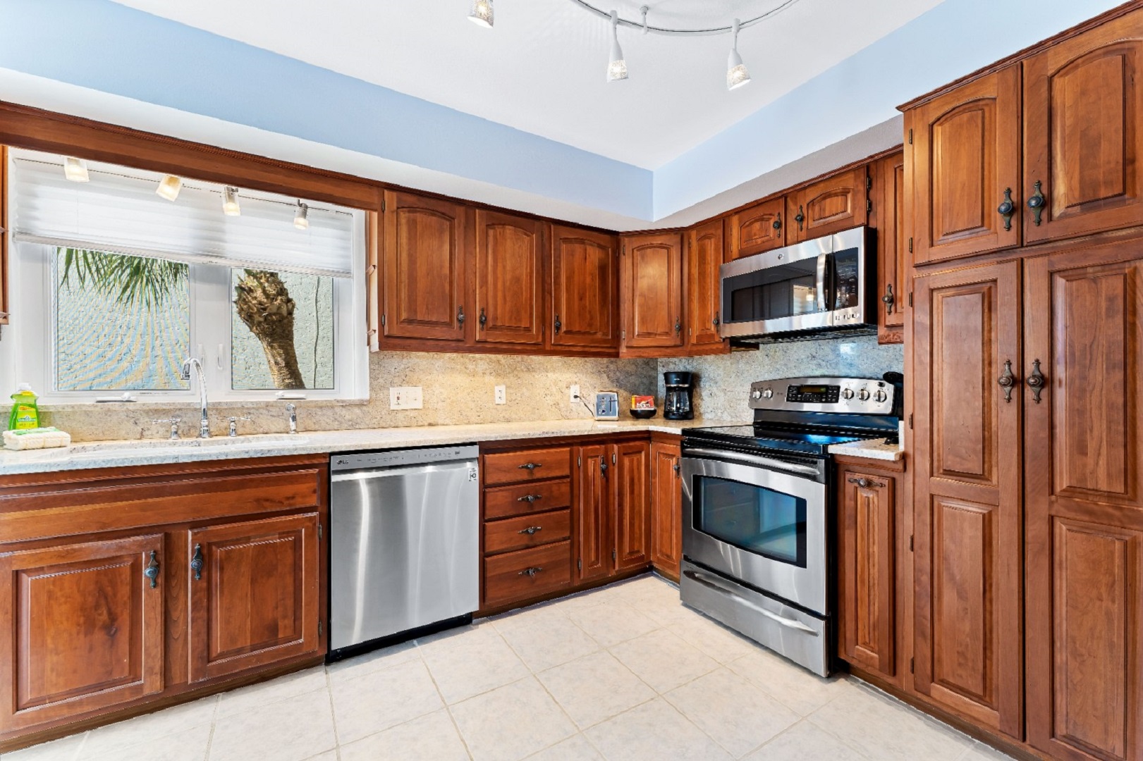 Coastal Surfside - 298 | Photo 7