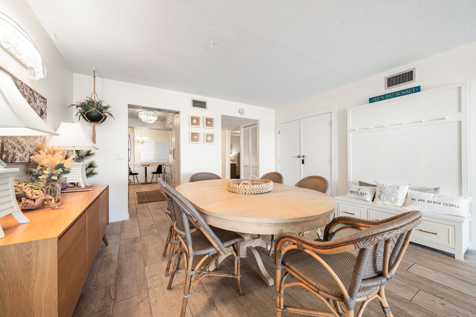 Tivoli by the Sea: 604 | Photo 24