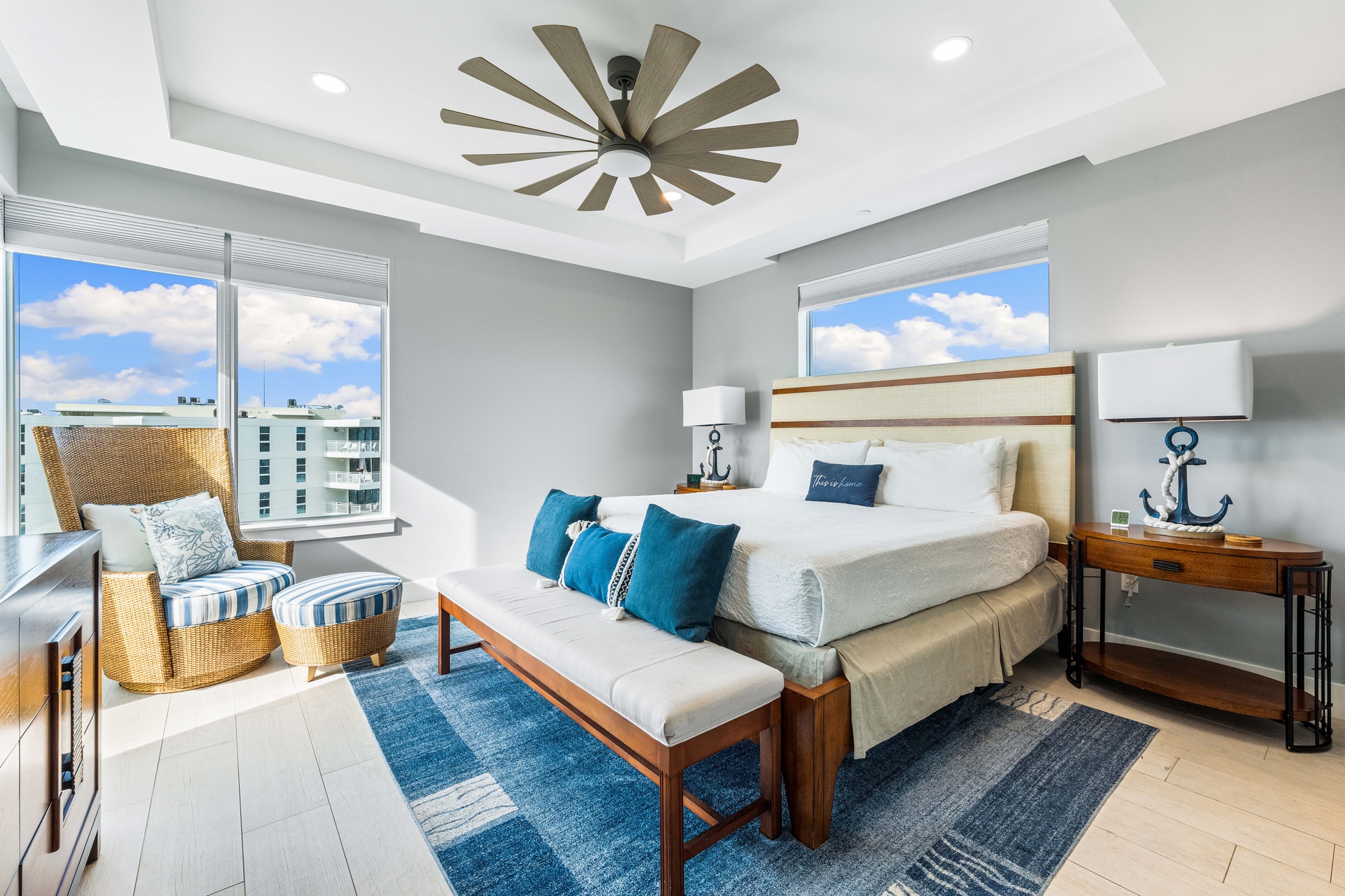 Beach House Residence - Penthouse | Photo 24