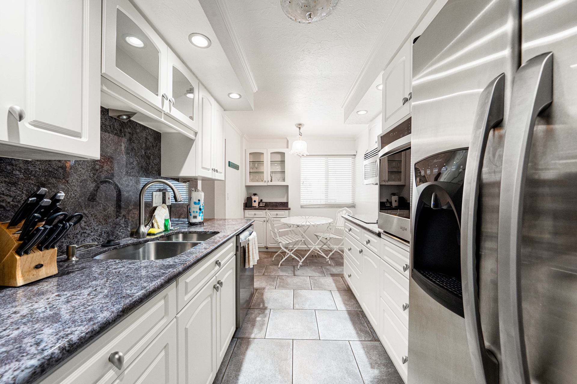 Tivoli by the Sea: 207 | Photo 9