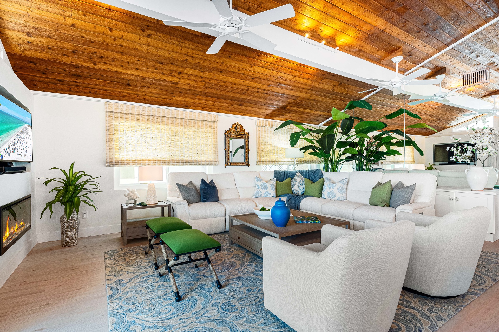 Posh Paradise | Photo 11