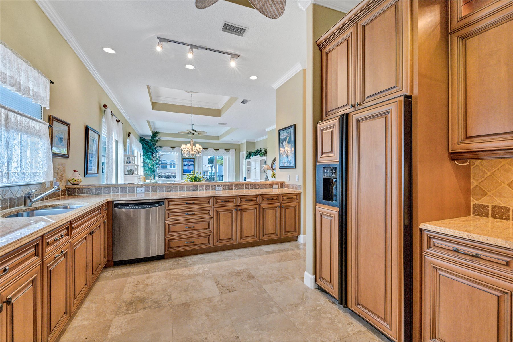 Ocean Vue - A | Photo 5