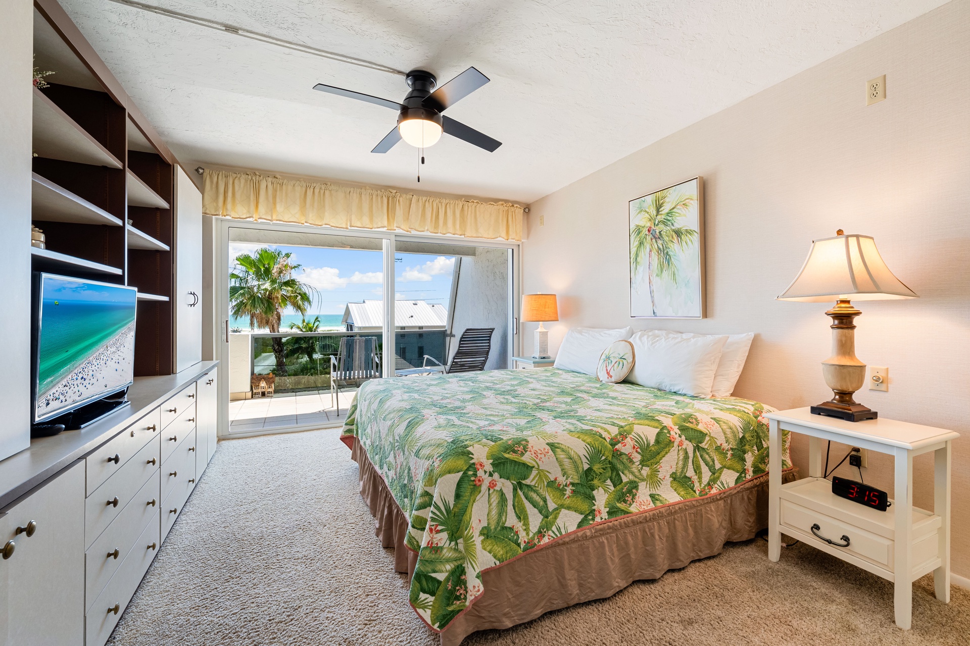 Tivoli by the Sea: 405 | Photo 18