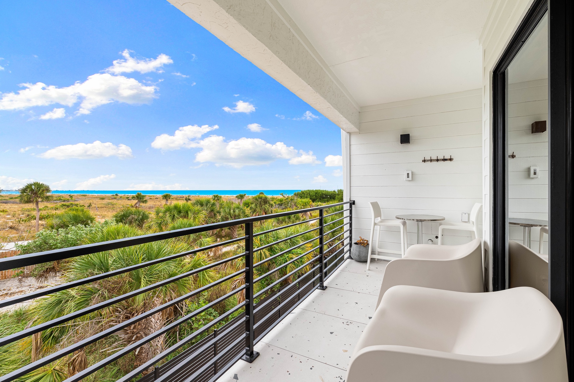 Just Beachy - Unit 2 | Photo 22