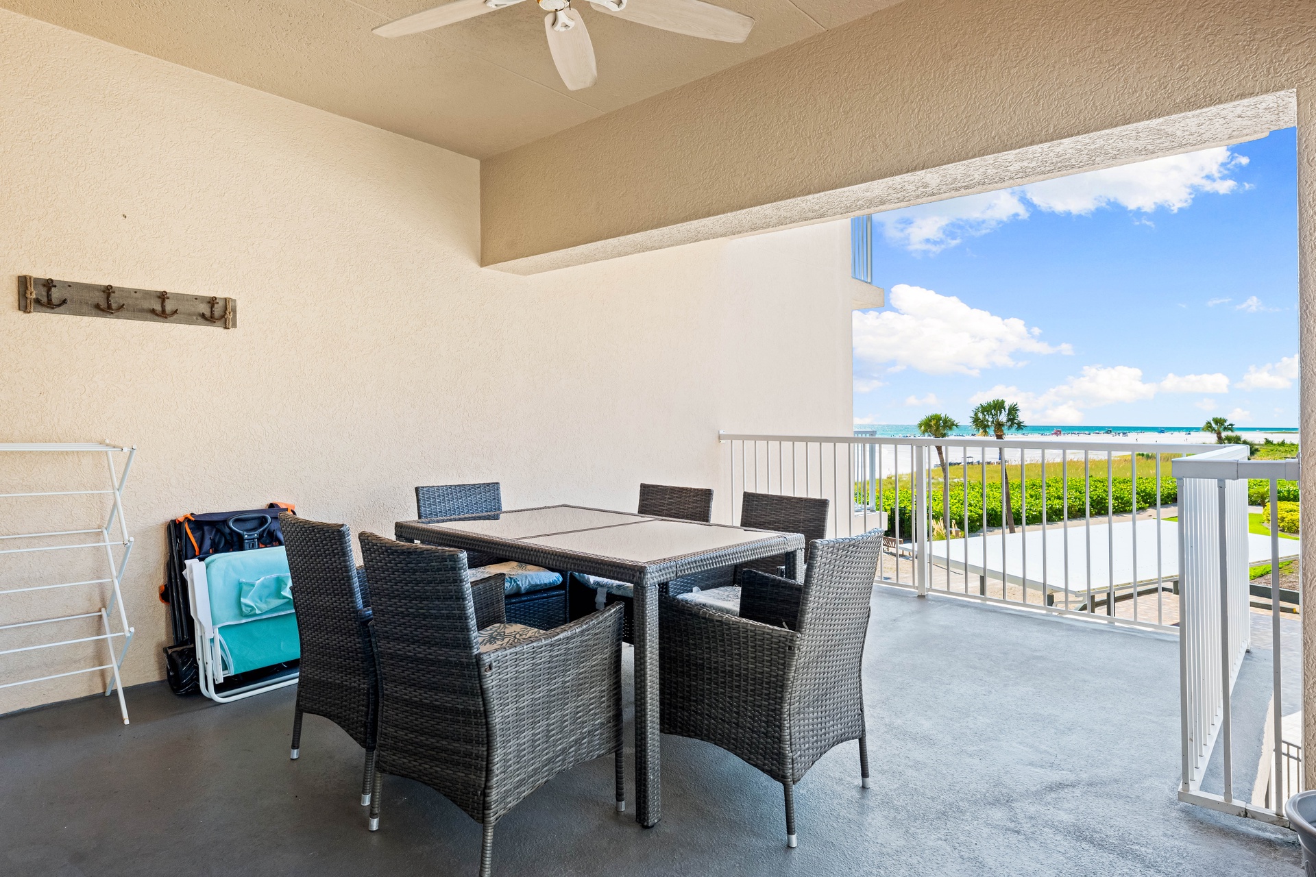 Jamaica Royale Beach View Tower - T32 | Photo 12