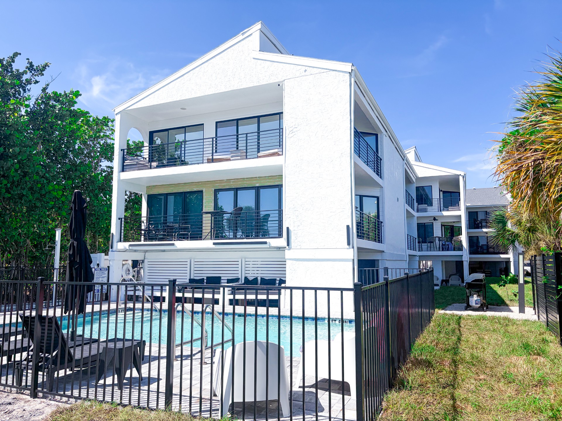 Just Beachy - Unit 2 | Photo 481
