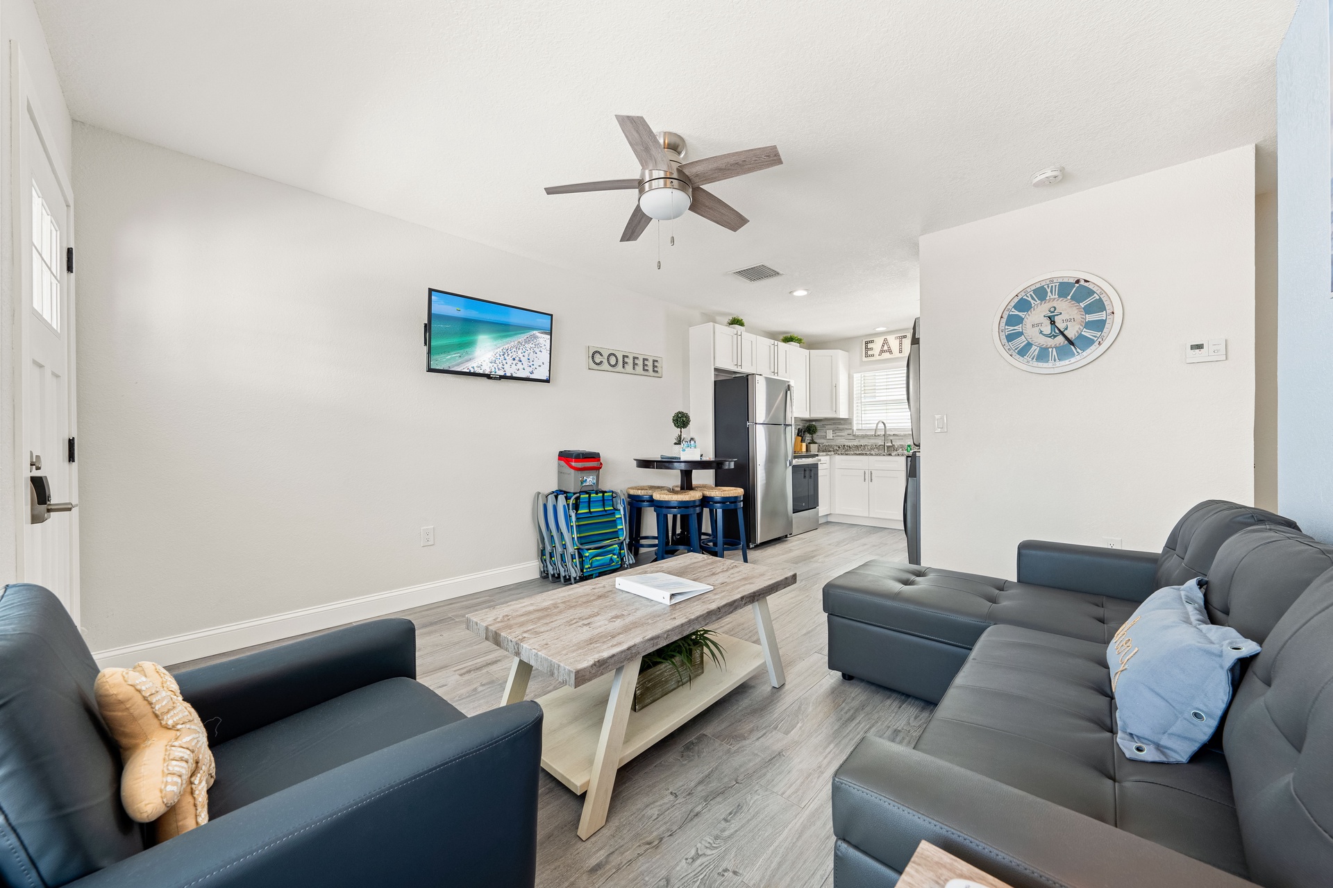 Sun and Sea - 2 | Photo 5