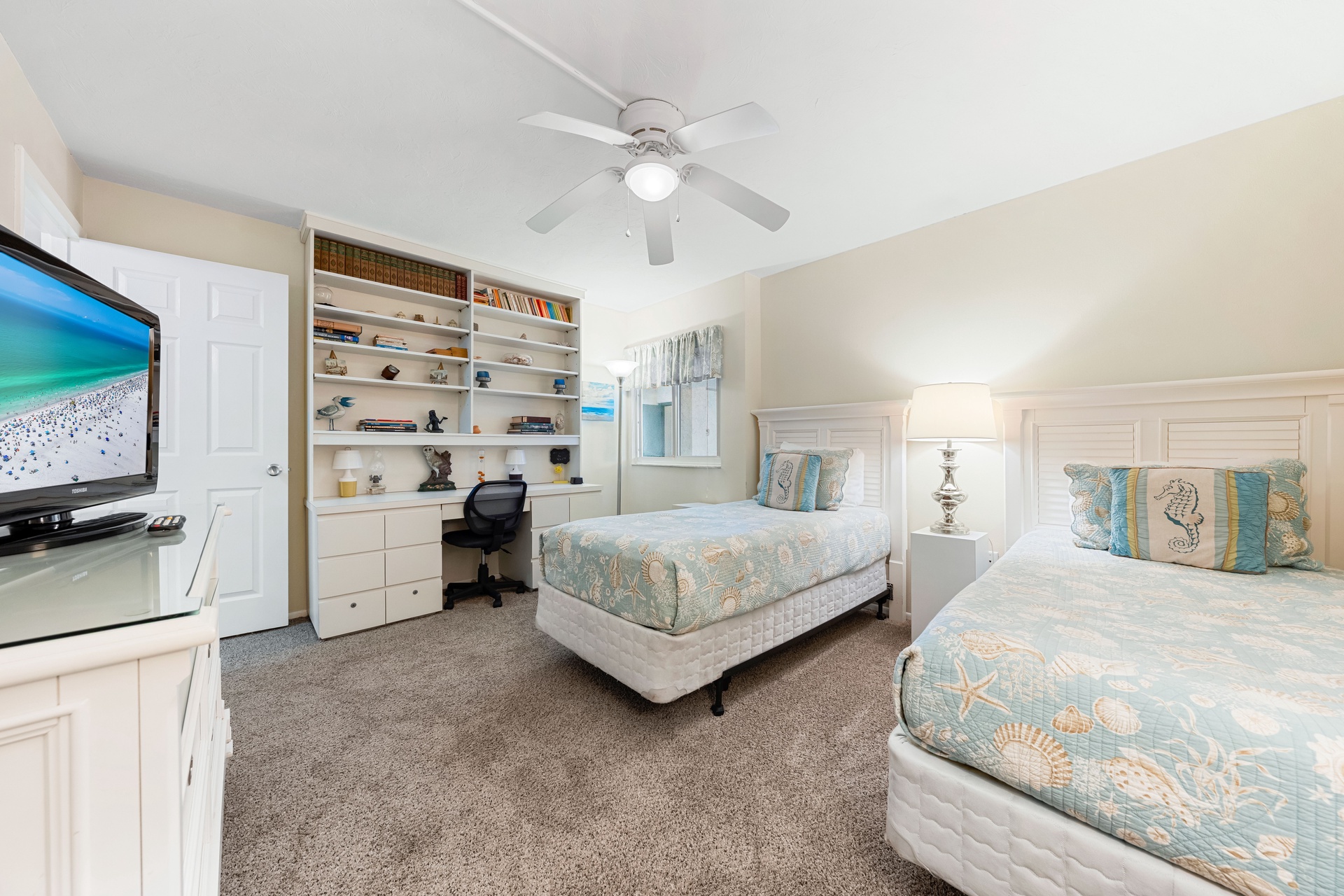 Tivoli by the Sea: 404 | Photo 24