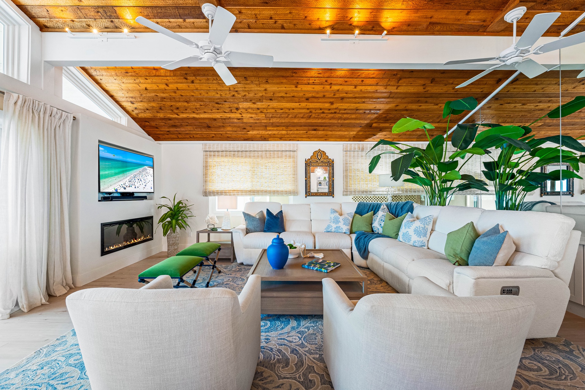 Posh Paradise | Photo 9