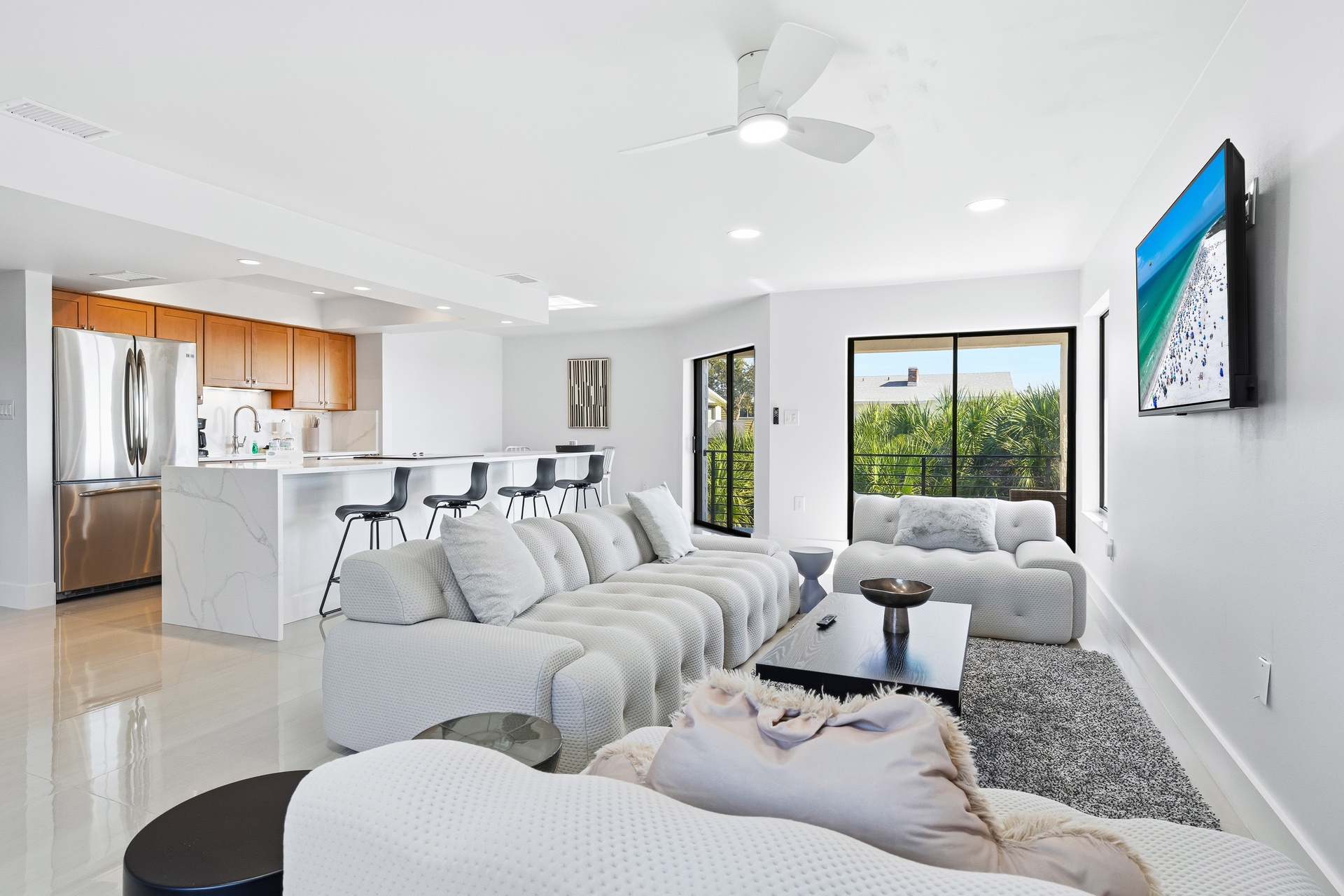 Just Beachy - Unit 4 | Photo 6