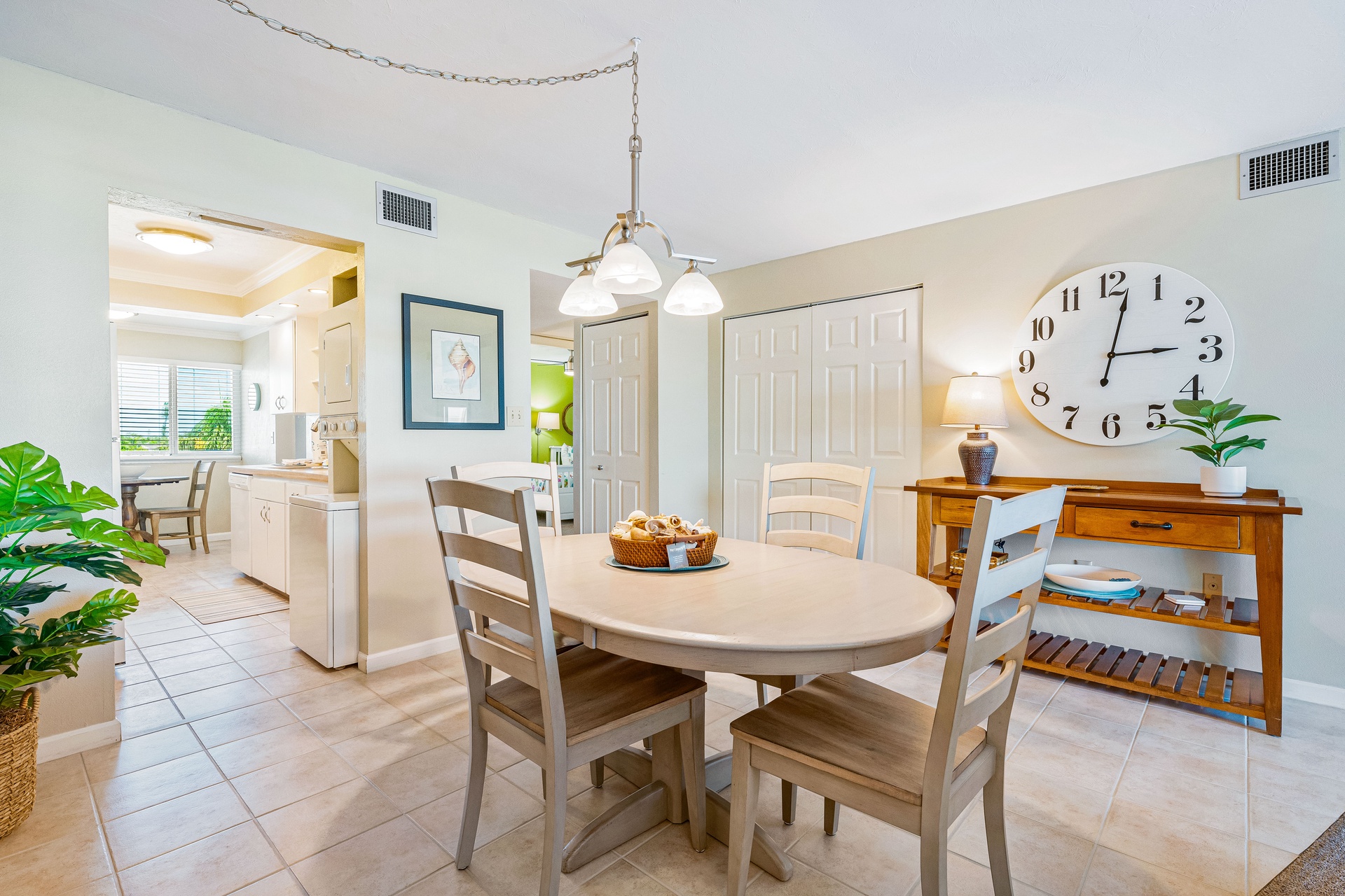 Tivoli by the Sea: 406 | Photo 16