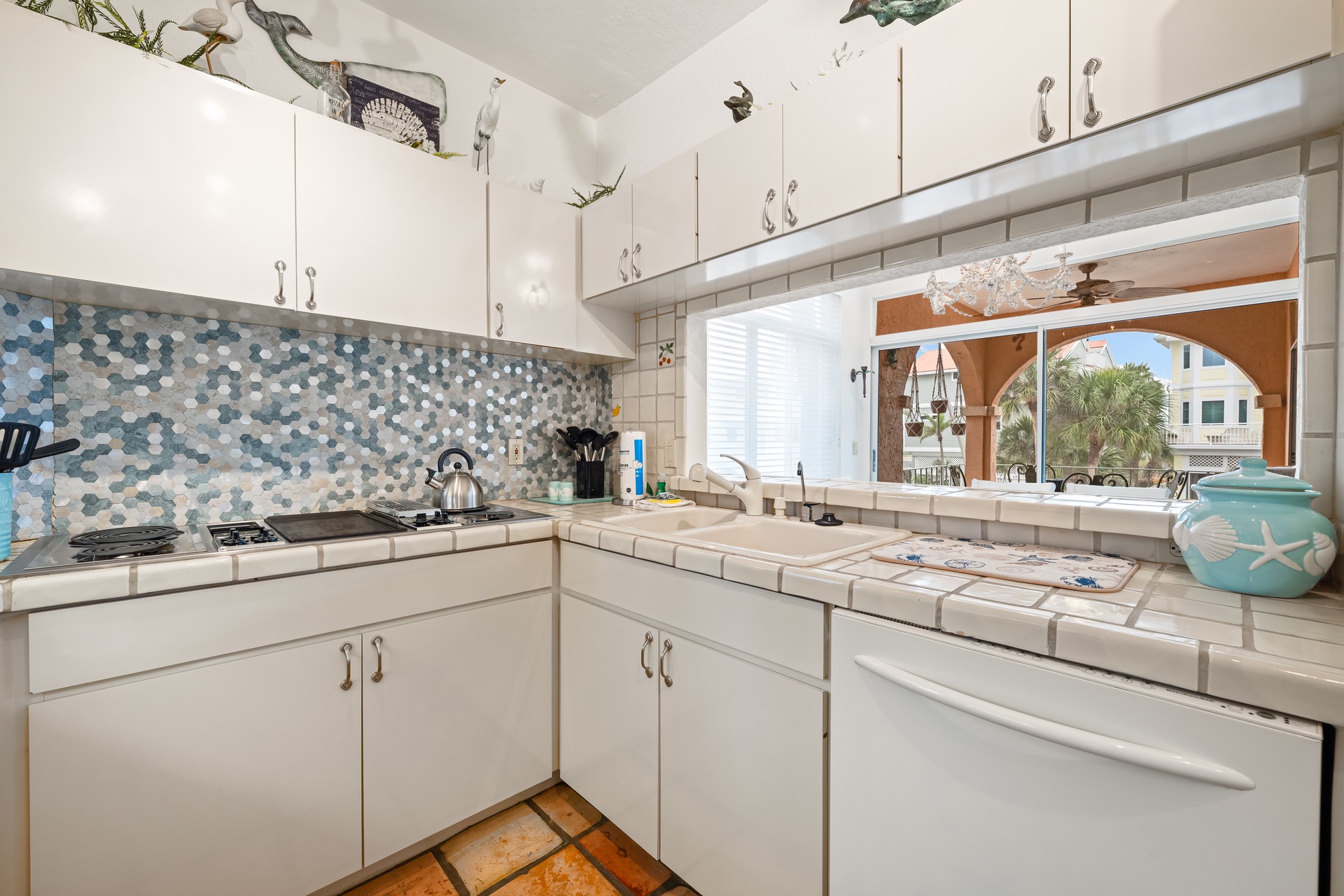 Seahorse Cove | Photo 18