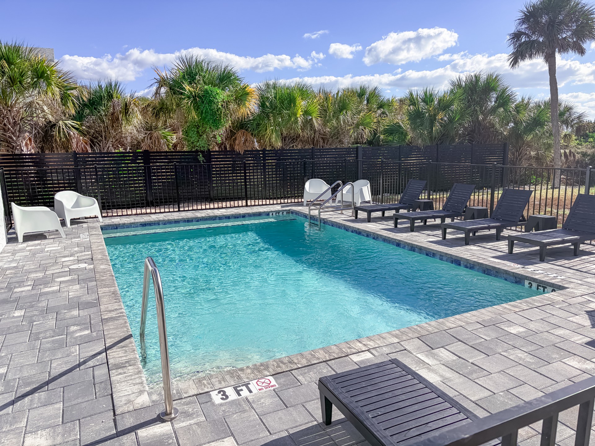 Just Beachy - Unit 2 | Photo 475