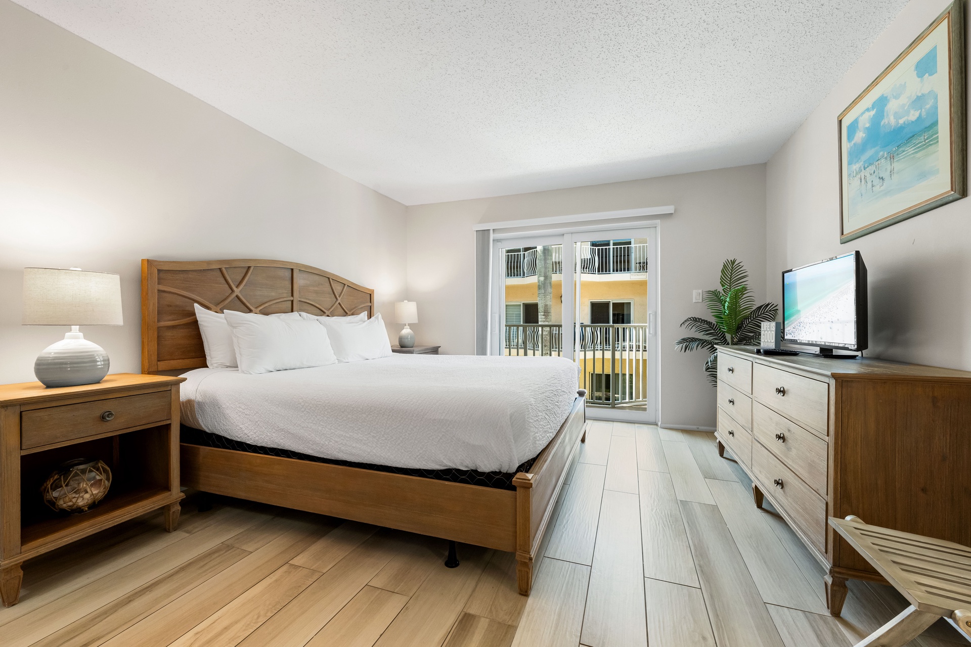 Palm Bay Club - 343 Bayside | Photo 18