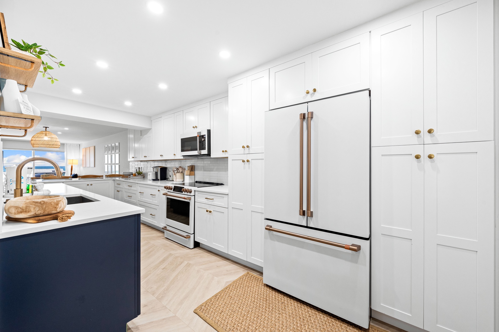 Tivoli by the Sea: 504 | Photo 16