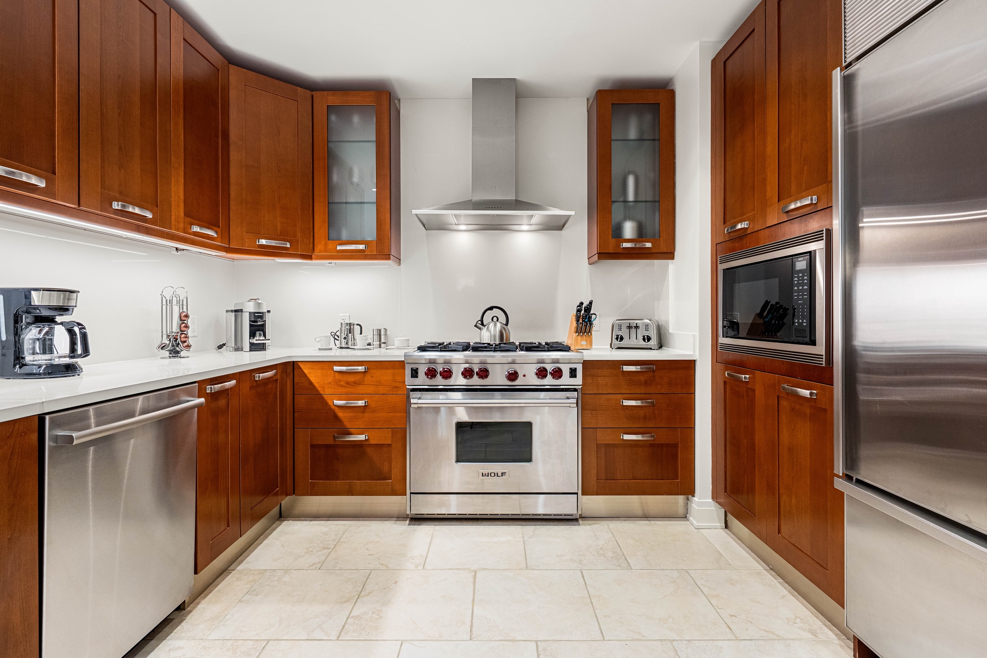 Beach Residence, The Hyatt - 610 | Photo 13