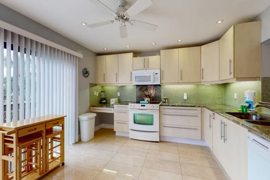 Lake House at the Beach - C117 | Photo 7