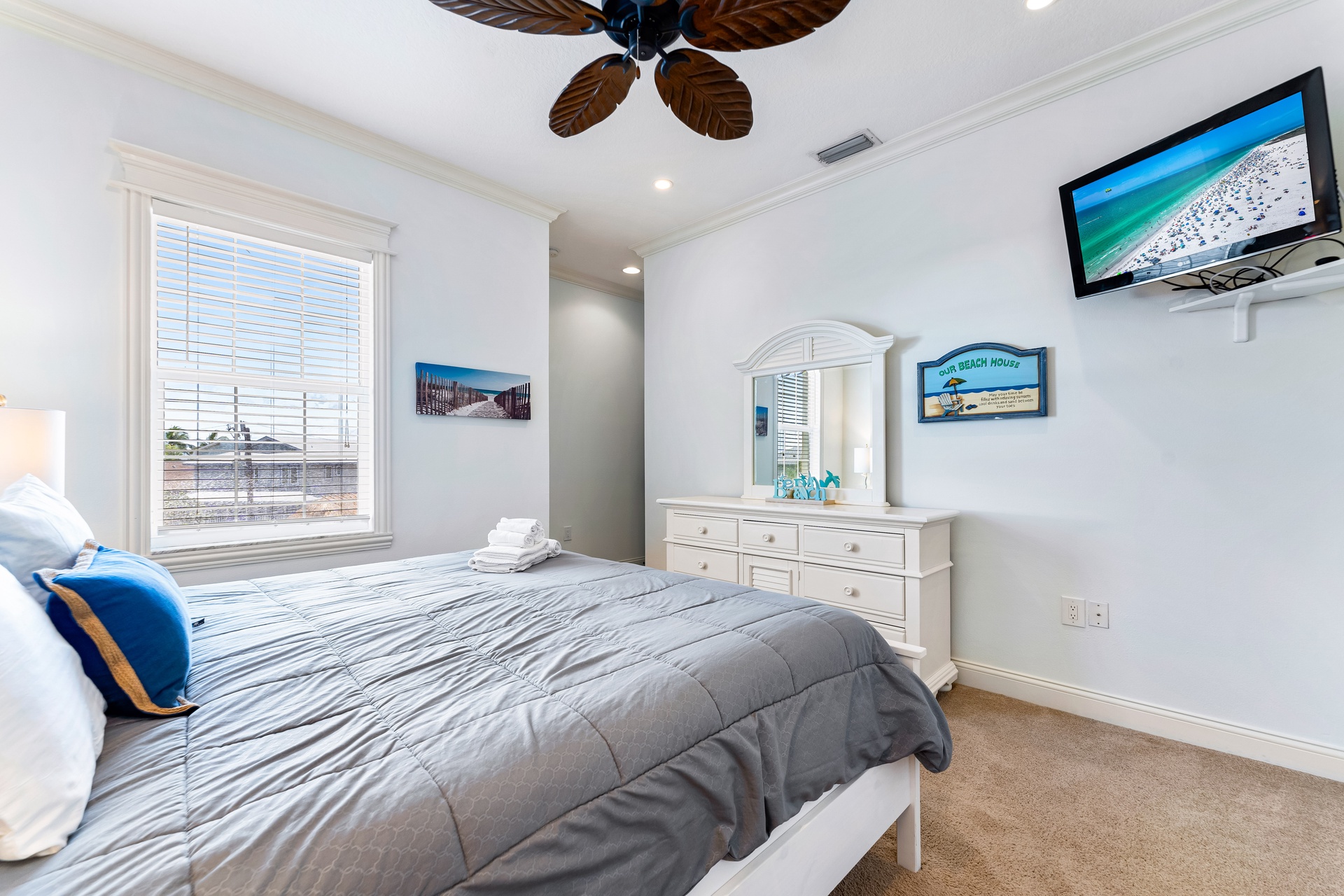 Beachside of the Village | Photo 34