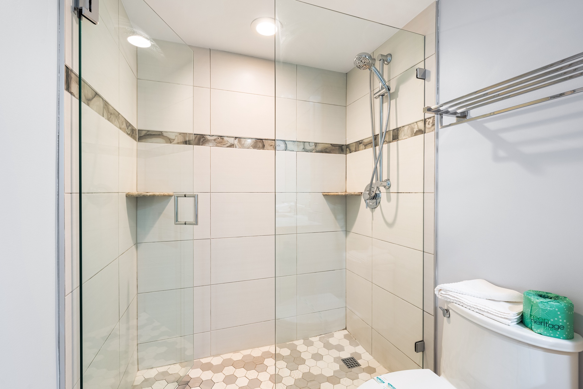 Tivoli by the Sea: 407 | Photo 25