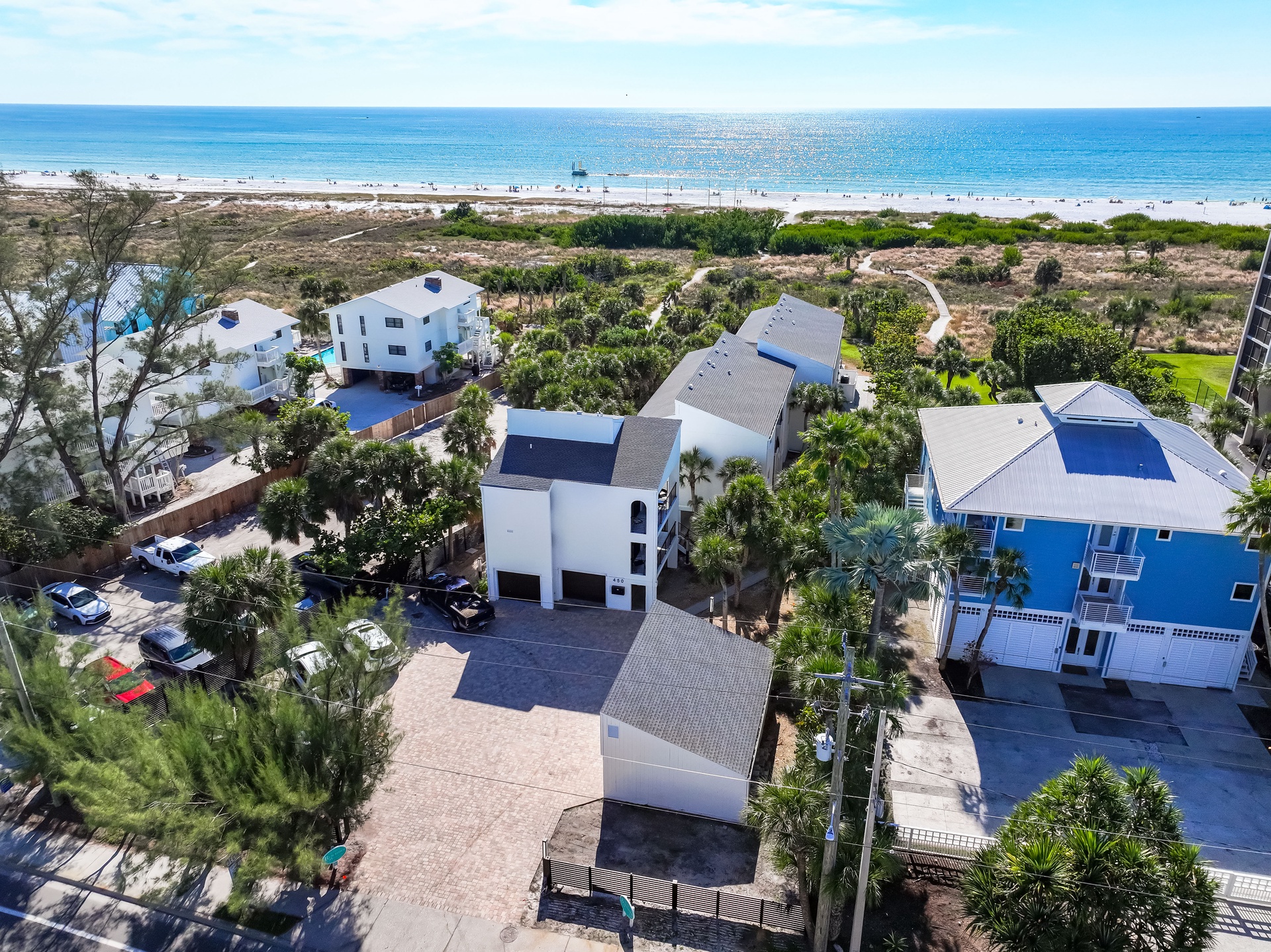 Just Beachy - Unit 2 | Photo 480