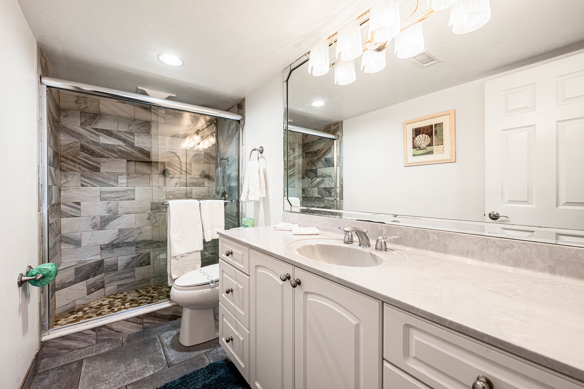 Tivoli by the Sea: 207 | Photo 21