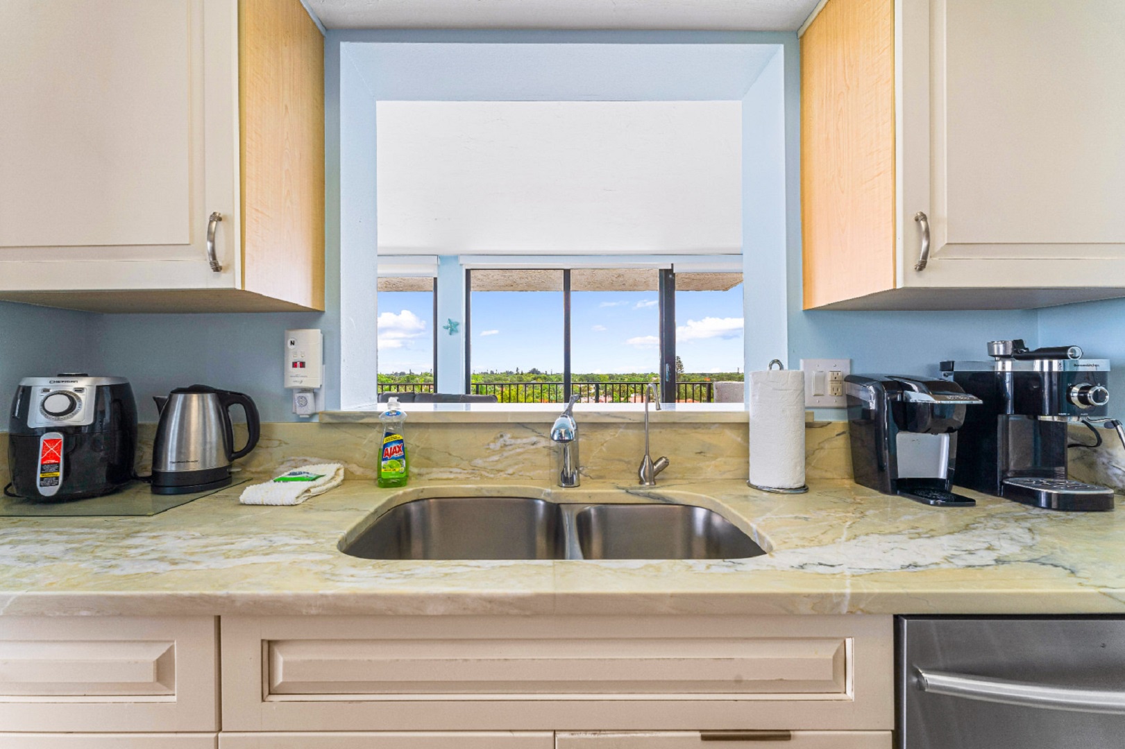 Our House at the Beach - 502E | Photo 4