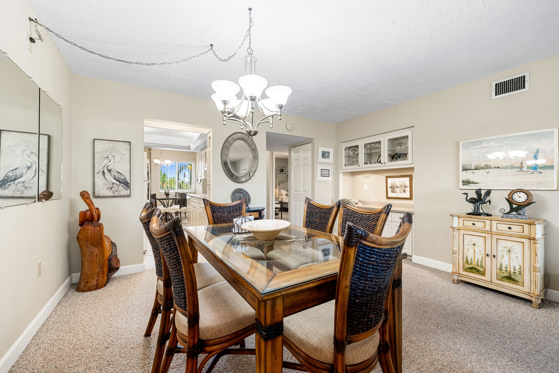 Tivoli by the Sea: 306 | Photo 17