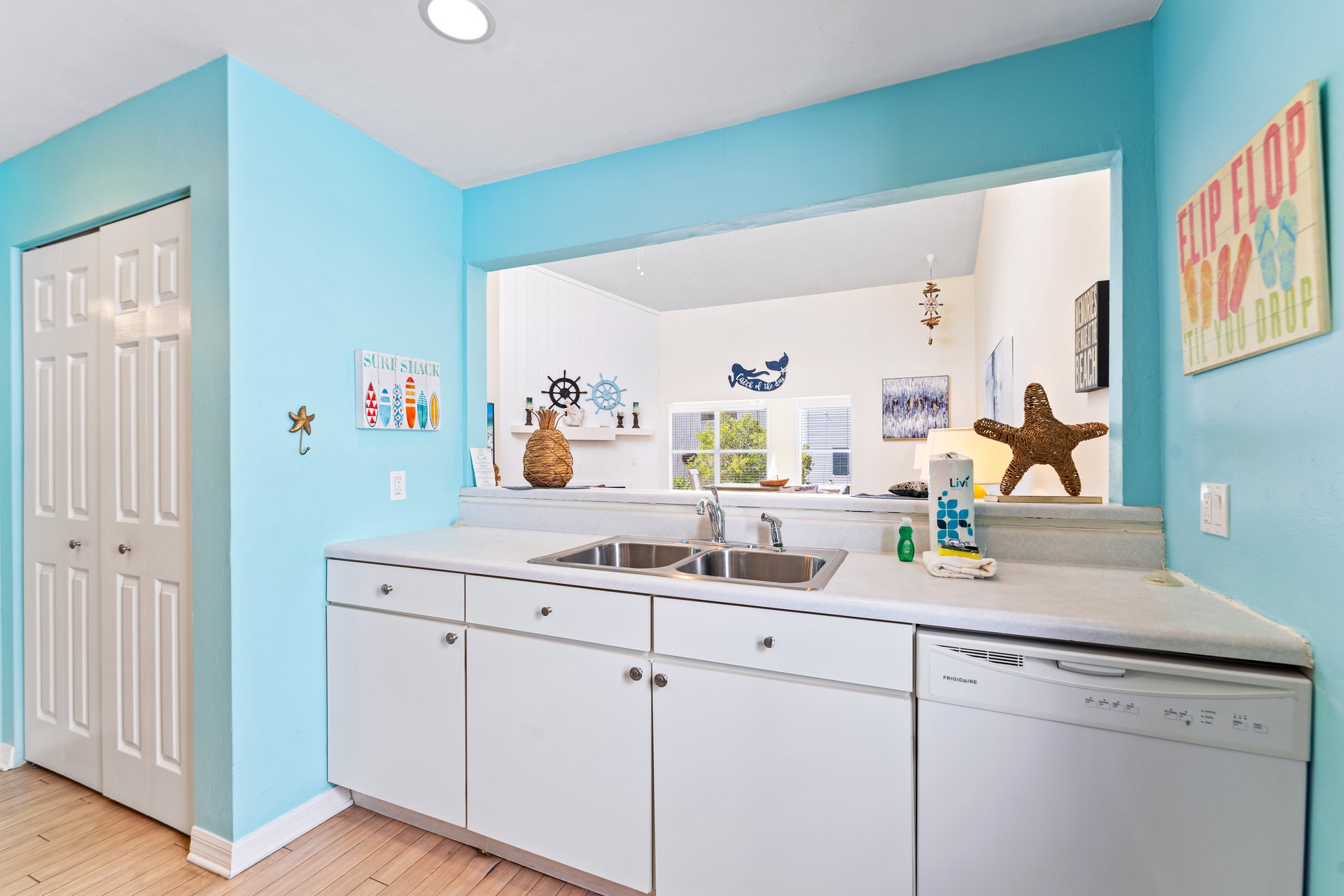 Living the Dream - Starfish | Photo 2