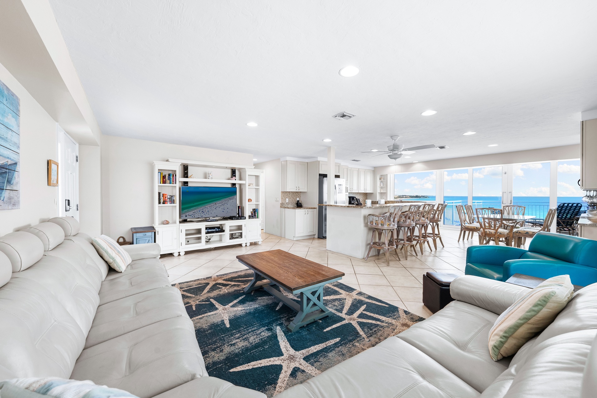 Jamaica Royale Beachfront Tower - 802 | Photo 1