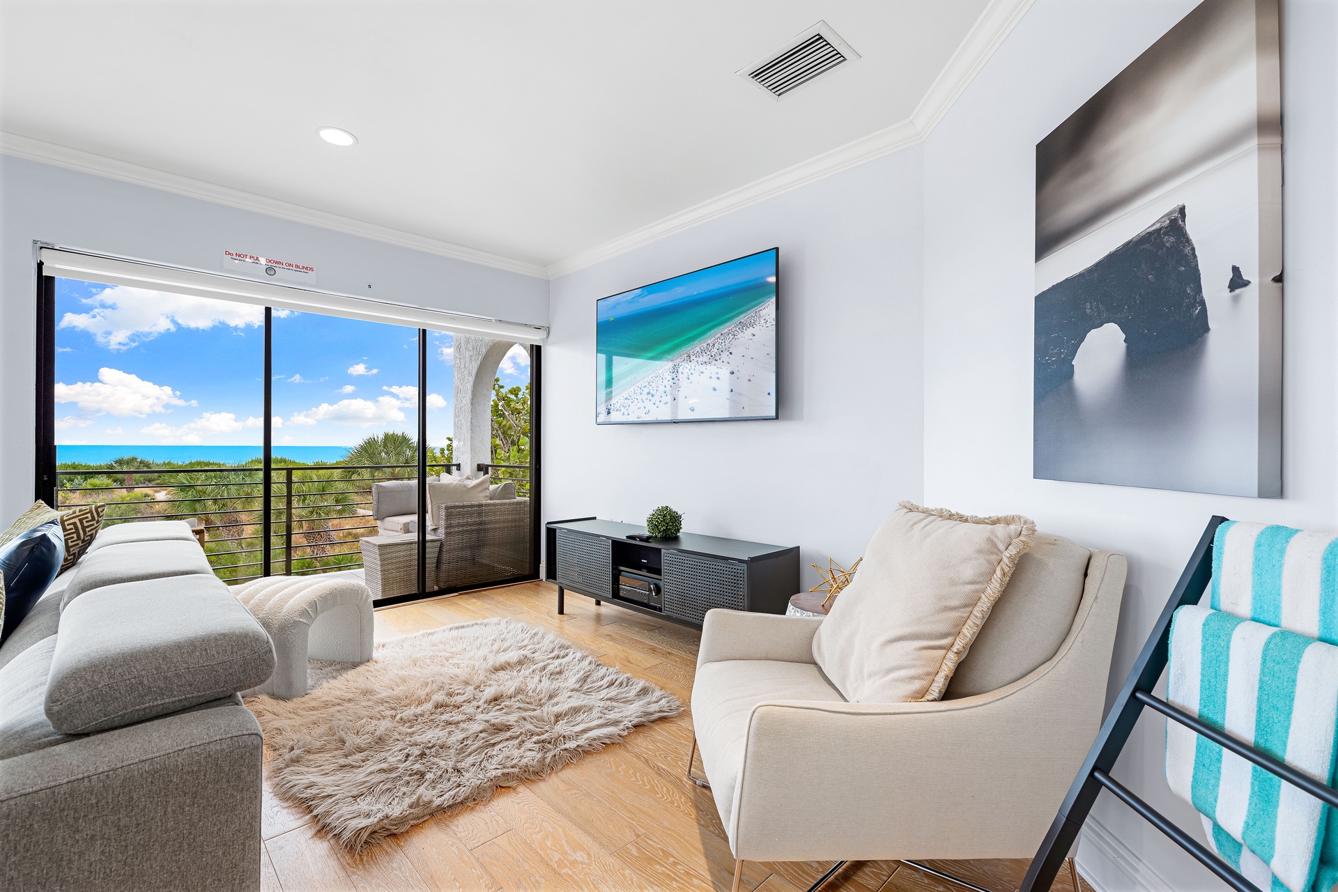 Just Beachy - Unit 2 | Photo 8