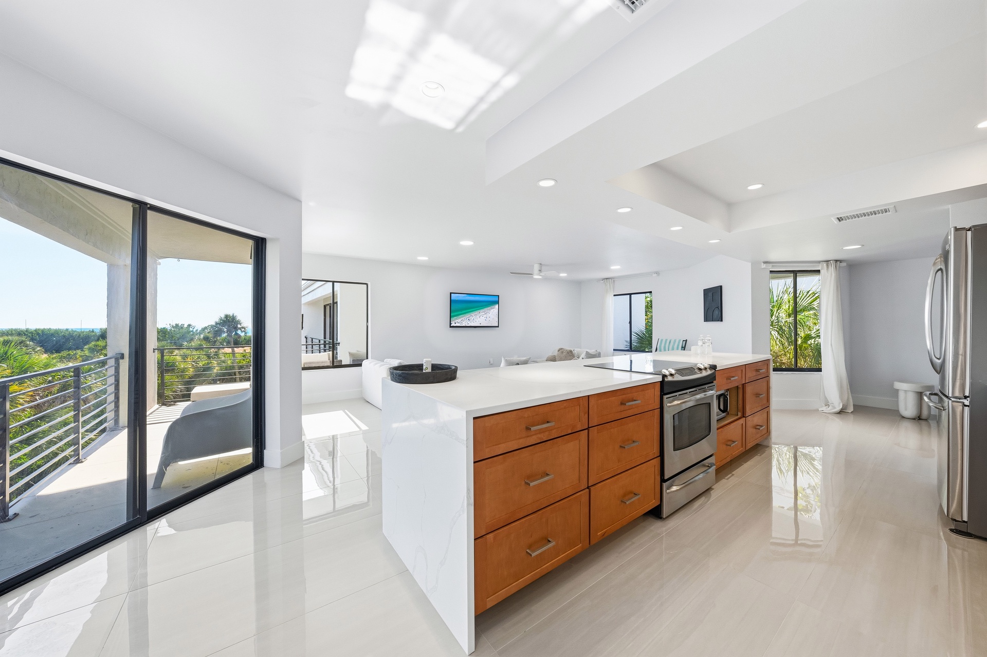 Just Beachy - Unit 4 | Photo 15