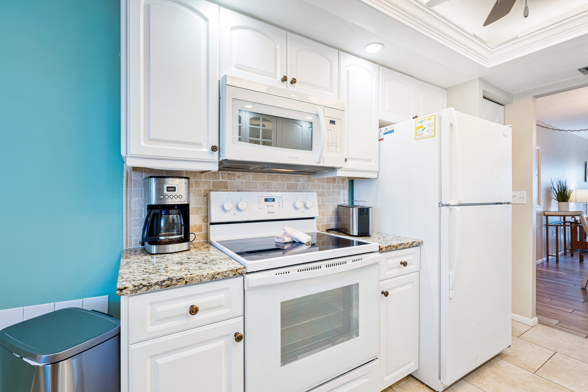 Tivoli by the Sea: 203 | Photo 11