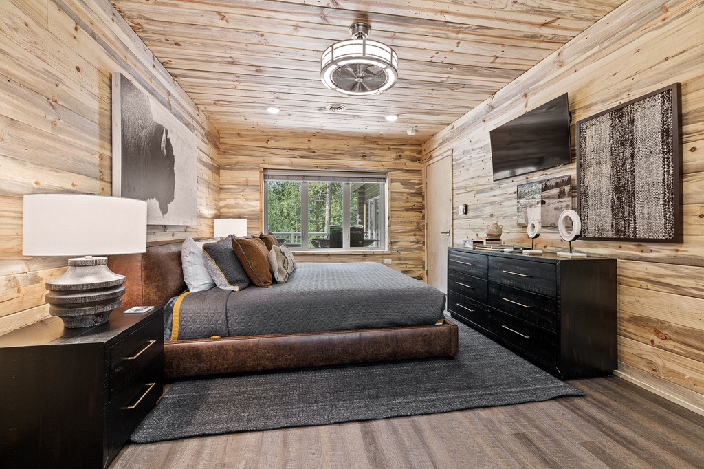 8580 Creek Crossing-6