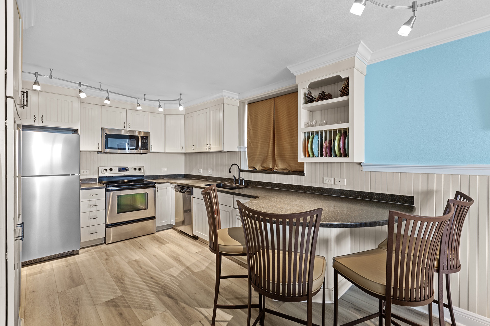 Beachside I 4125 Kitchen