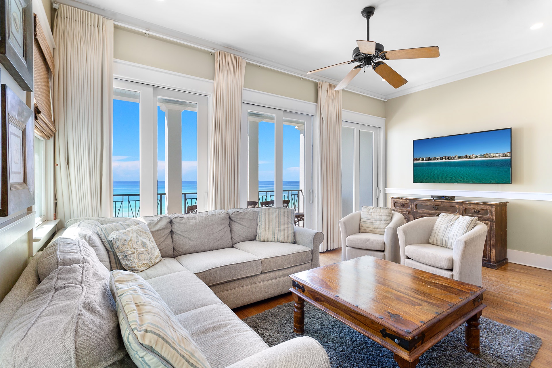 Pet Sand Living Room