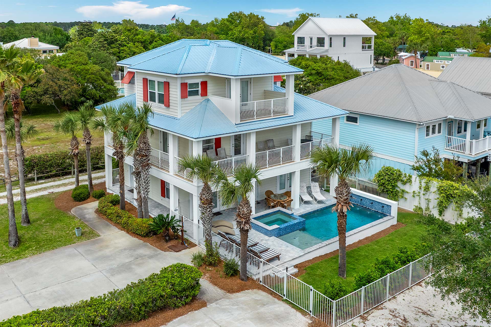 German Shepherd Pinnacle The Villa Large Dog Kennel Vitamin